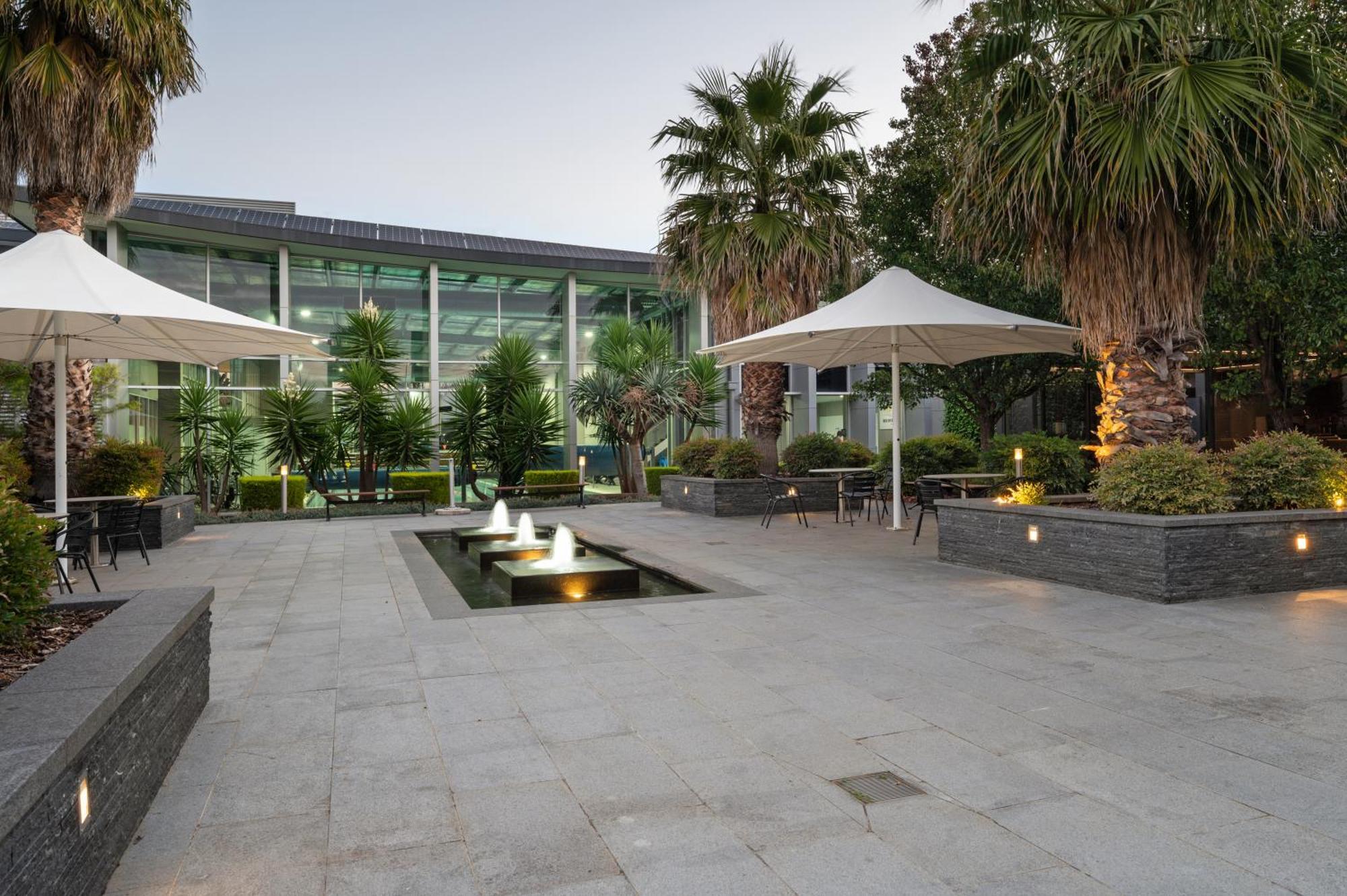Quality Hotel Taylors Lakes Ngoại thất bức ảnh