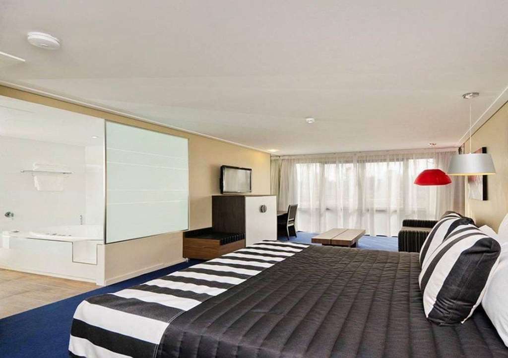 Quality Hotel Taylors Lakes Phòng bức ảnh