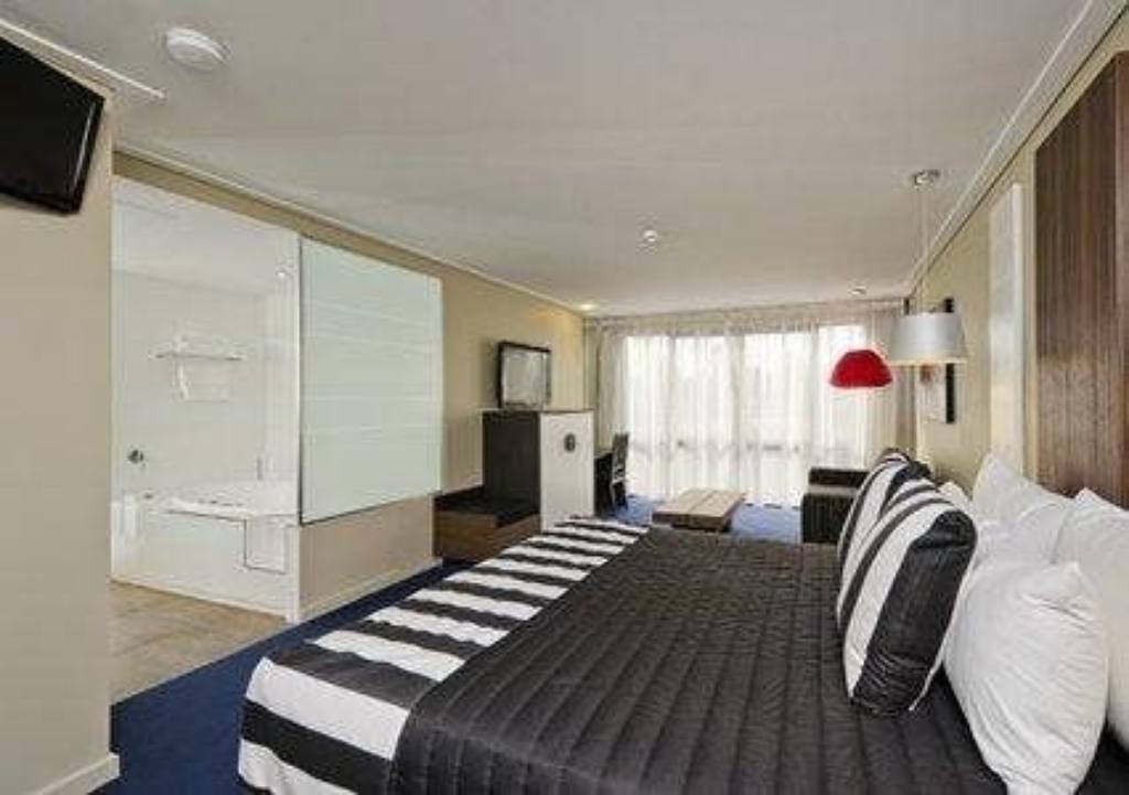 Quality Hotel Taylors Lakes Ngoại thất bức ảnh